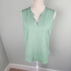 EDDIE BAUER WOMEN'S SLEEVELESS EYELET MIX TOP SIZE SMALL NWT